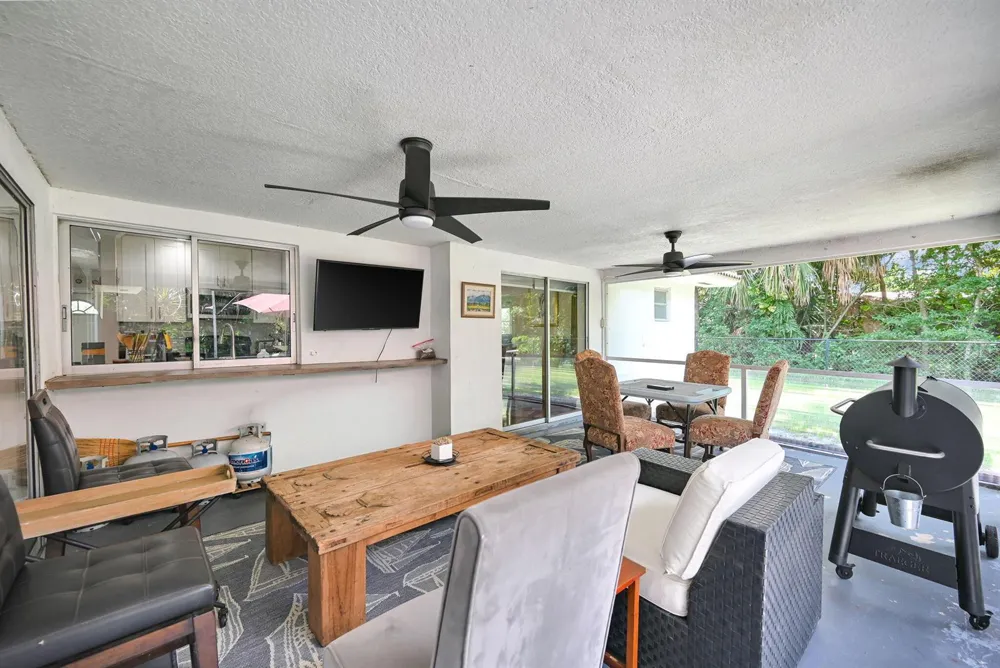 4203 NW 75TH AVENUE Coral Springs, FL 33065