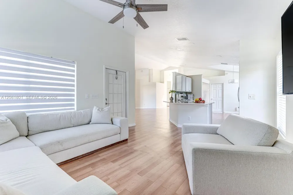10031 RIVER GLEN CT Orlando, FL 32825