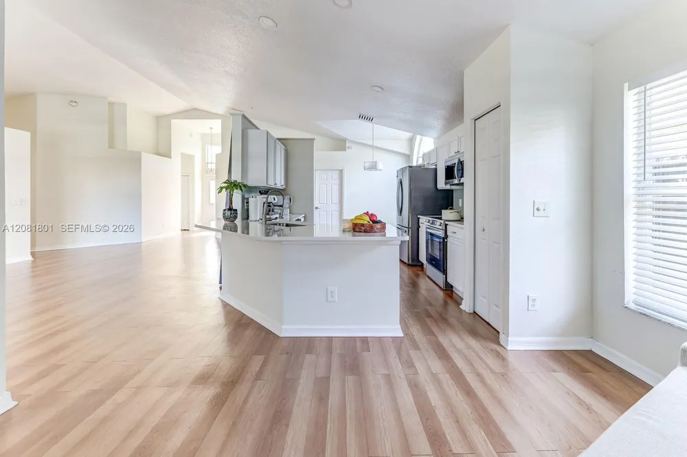 10031 RIVER GLEN CT Orlando, FL 32825