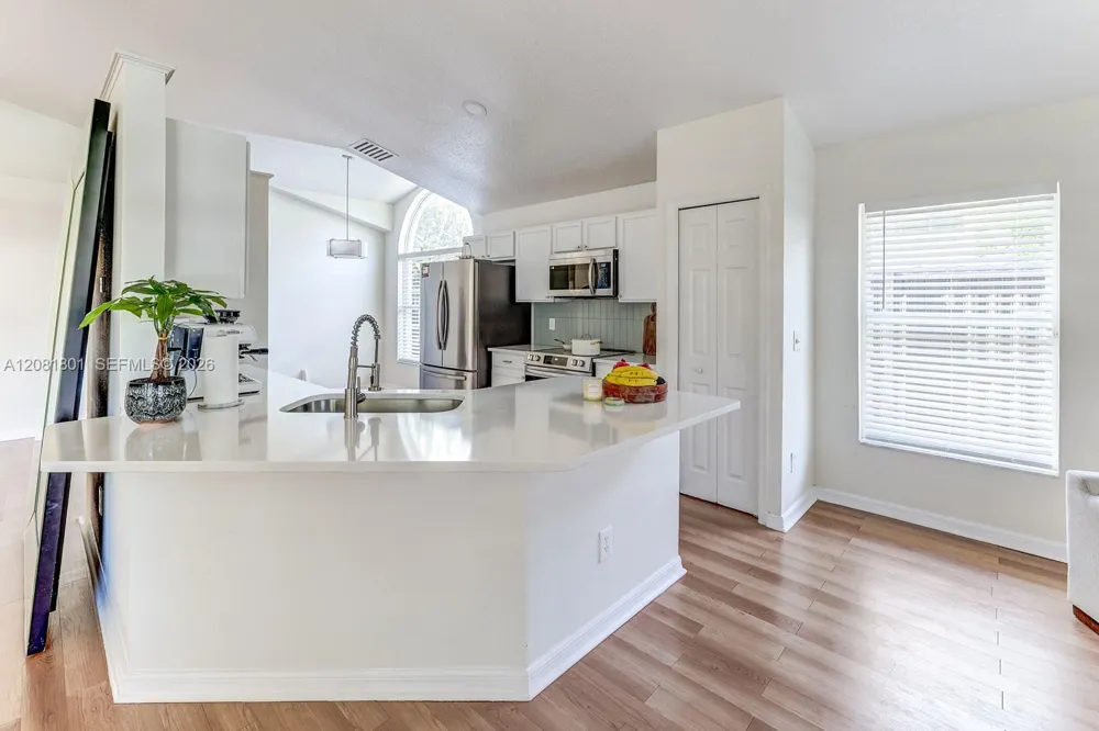 10031 RIVER GLEN CT Orlando, FL 32825