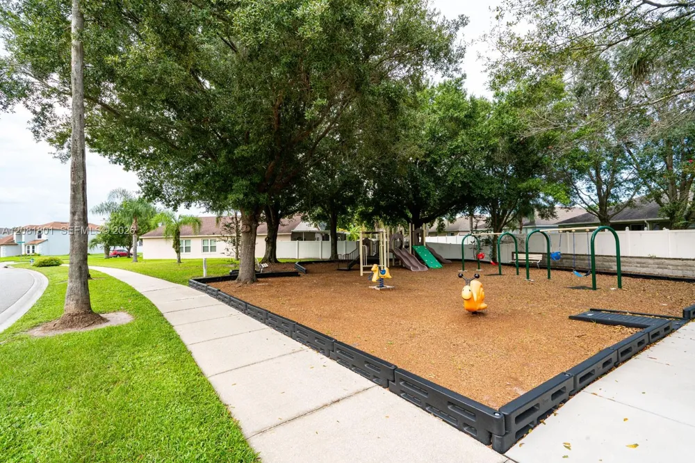 10031 RIVER GLEN CT Orlando, FL 32825