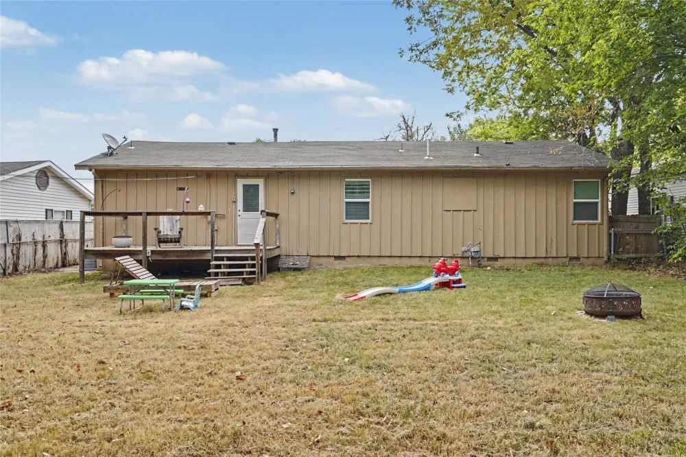1614 S Cedar Avenue Broken Arrow, OK 74012