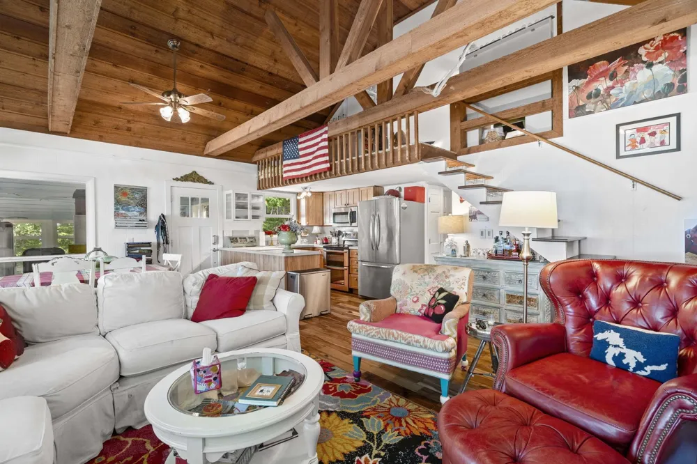 2565 Shore Wood Drive Peninsula Township, MI 49686