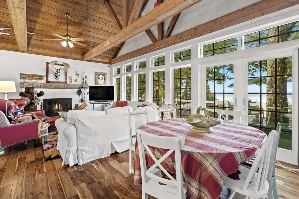 2565 Shore Wood Drive Peninsula Township, MI 49686