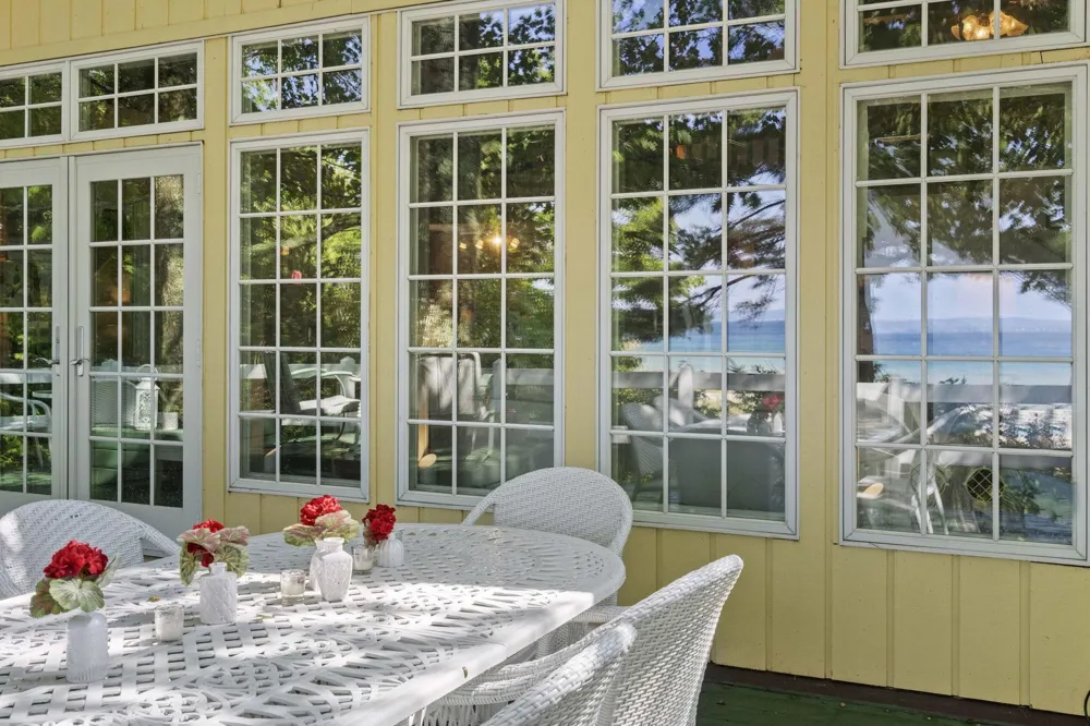 2565 Shore Wood Drive Peninsula Township, MI 49686