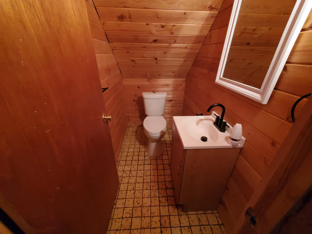 8055 41 ROAD Liberty Township, MI 49663