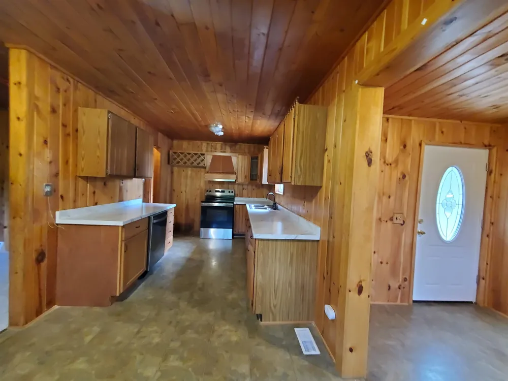 8055 41 ROAD Liberty Township, MI 49663