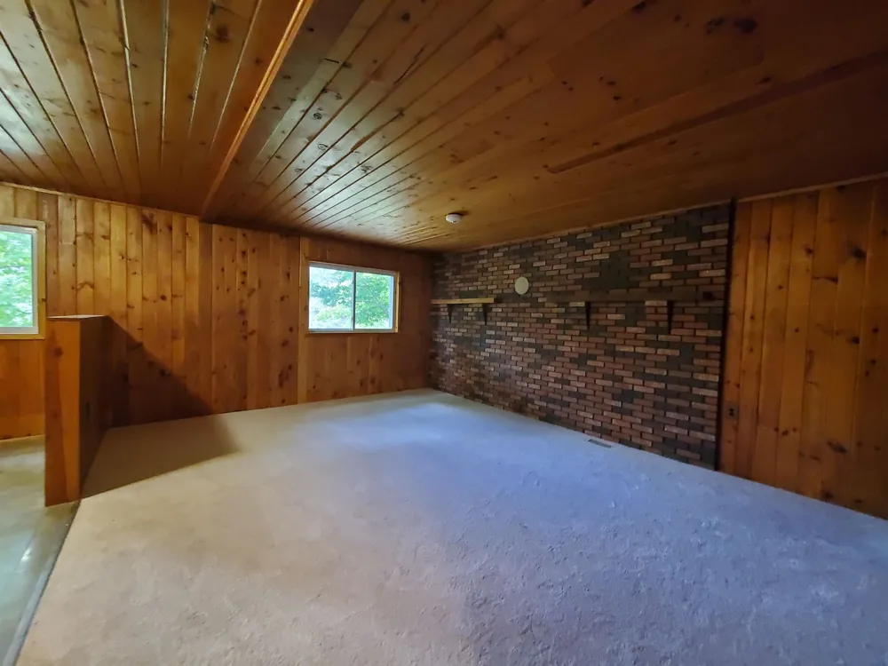 8055 41 ROAD Liberty Township, MI 49663