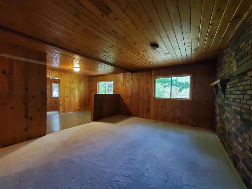 8055 41 ROAD Liberty Township, MI 49663
