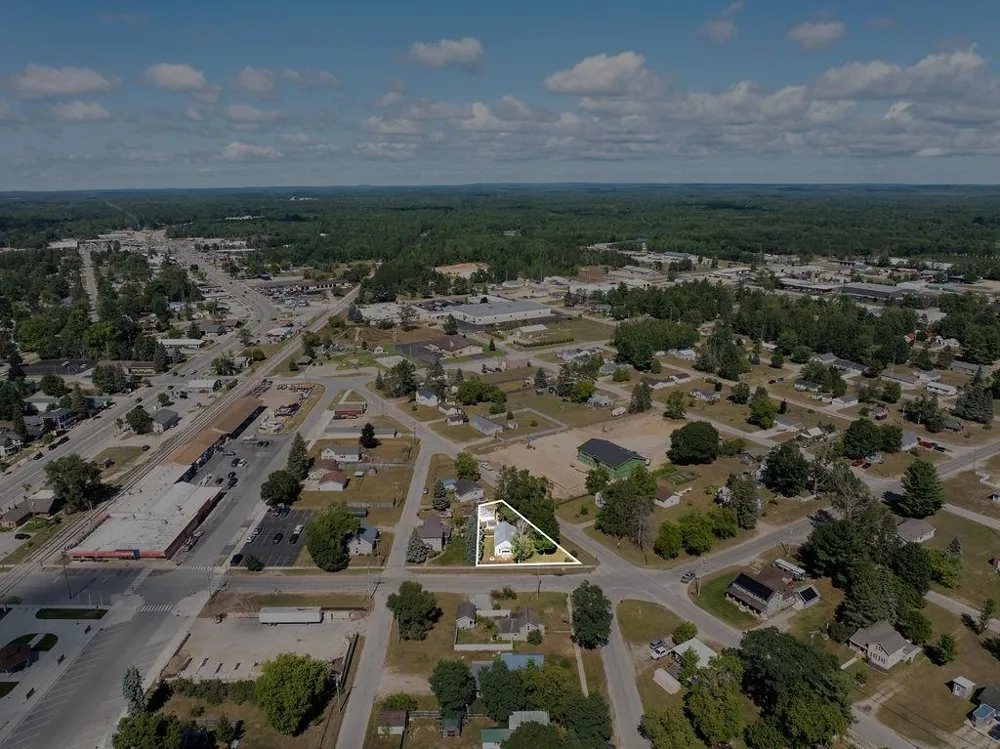 211 Oak Kalkaska Township, MI 49646