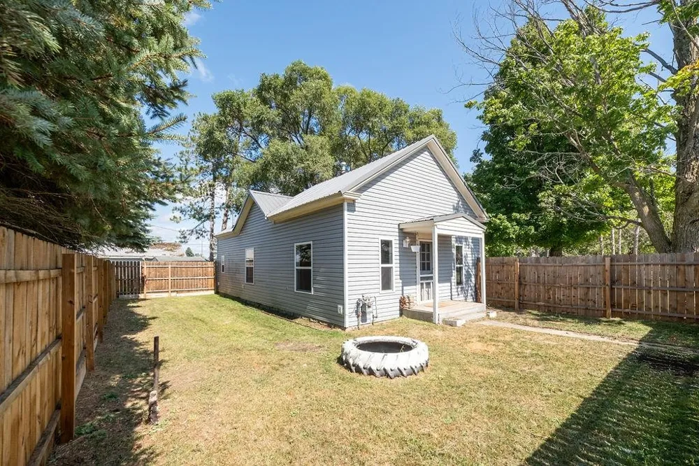 211 Oak Kalkaska Township, MI 49646