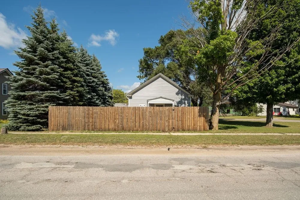 211 Oak Kalkaska Township, MI 49646