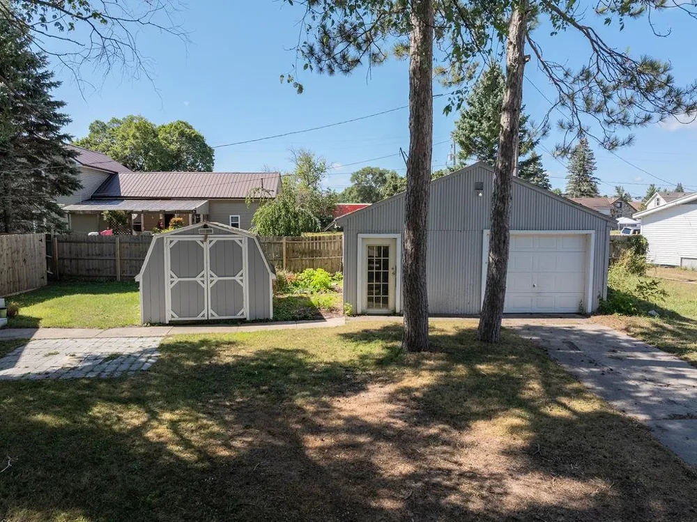 211 Oak Kalkaska Township, MI 49646