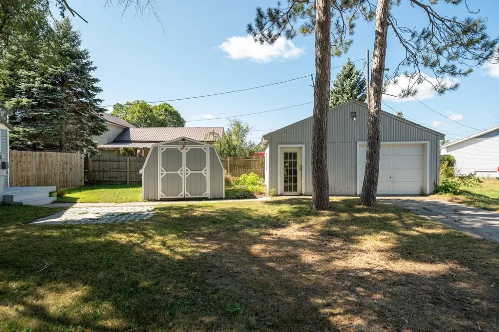 211 Oak Kalkaska Township, MI 49646