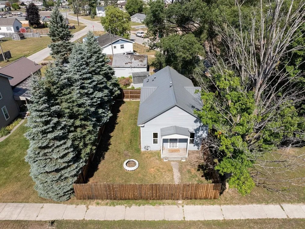 211 Oak Kalkaska Township, MI 49646