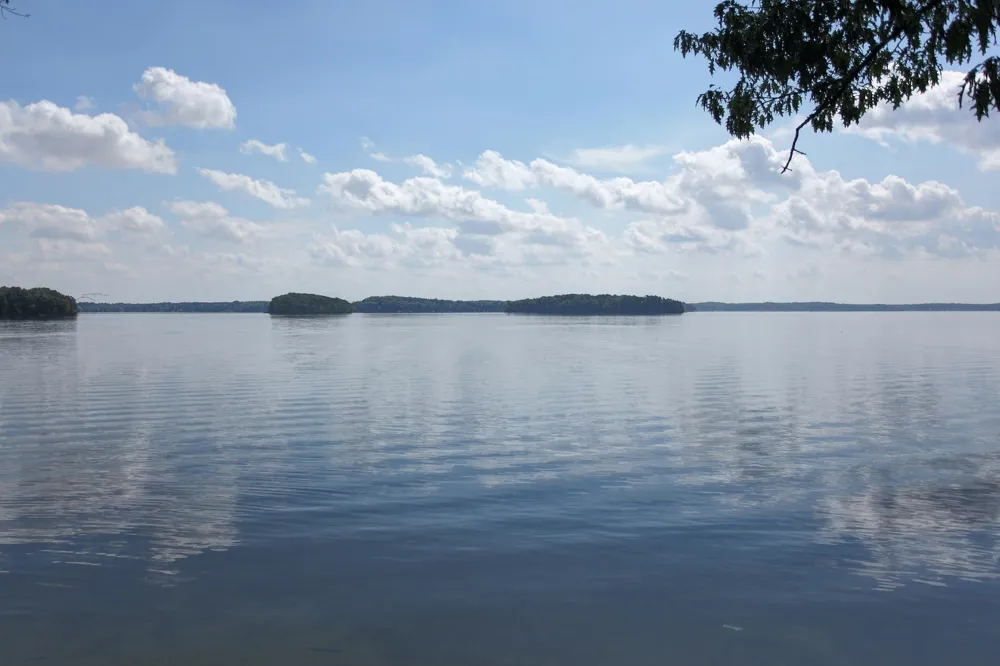 2624 Crescent Shores Drive Long Lake Township, MI 49685