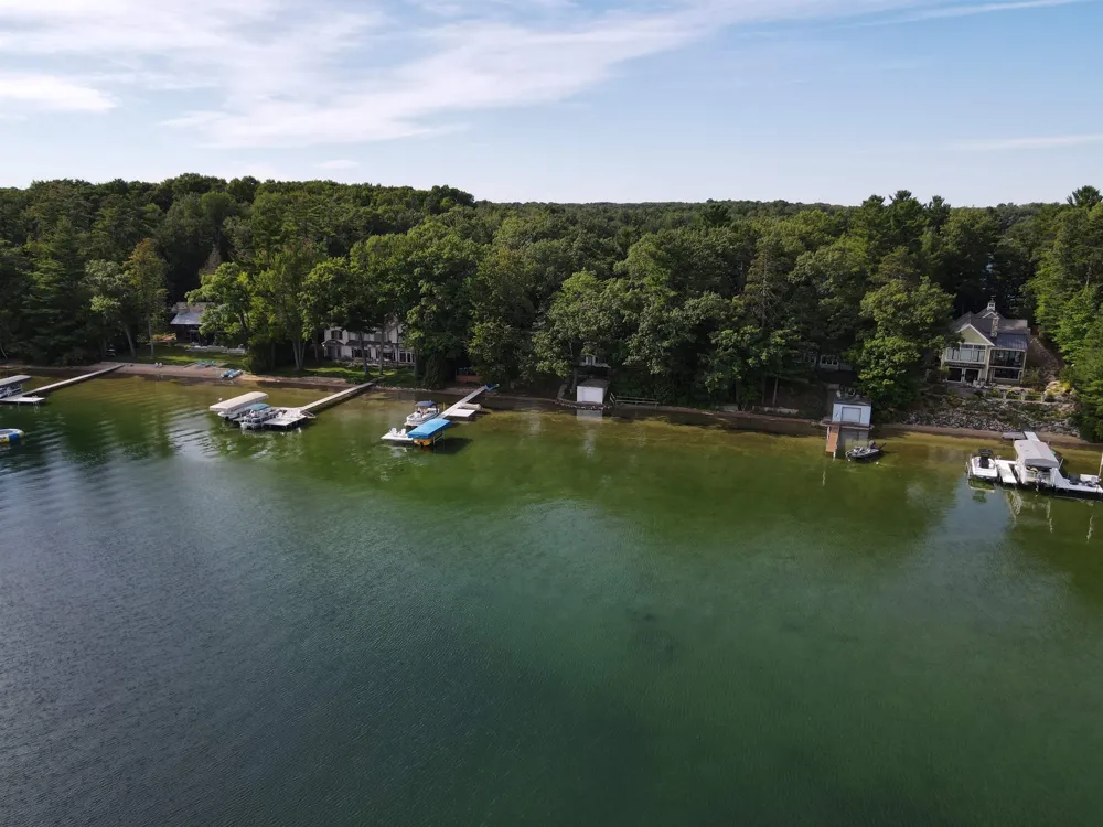 2624 Crescent Shores Drive Long Lake Township, MI 49685