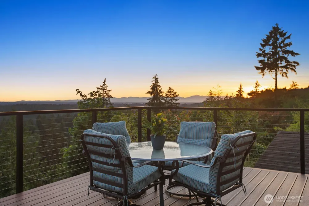 12065 206th Place SE Issaquah, WA 98027