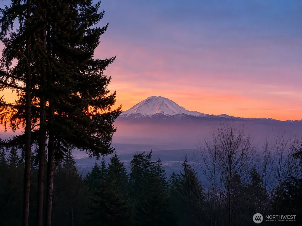 12065 206th Place SE Issaquah, WA 98027