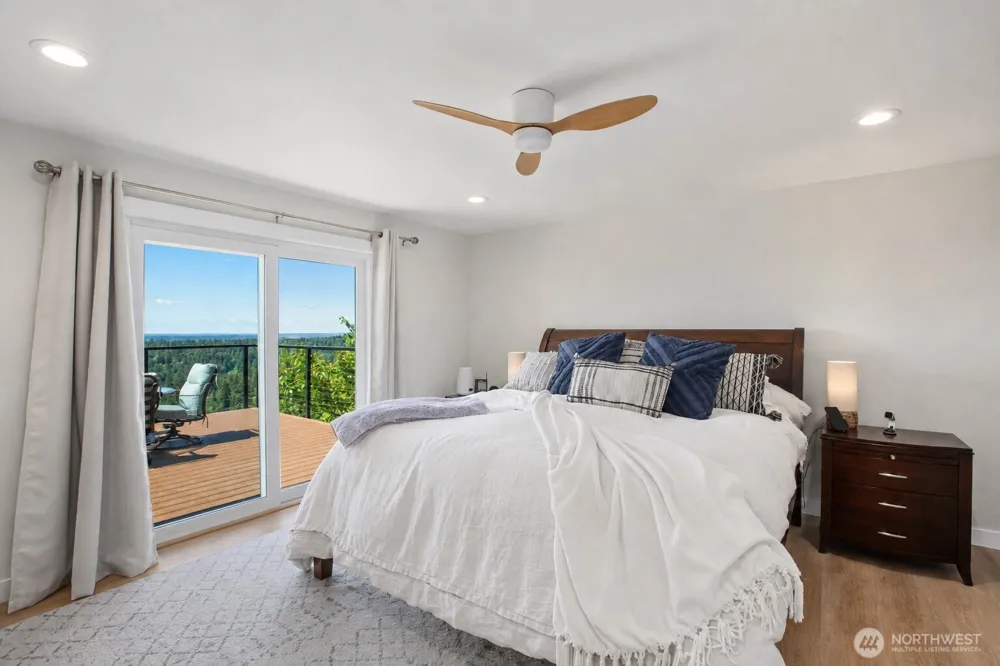 12065 206th Place SE Issaquah, WA 98027