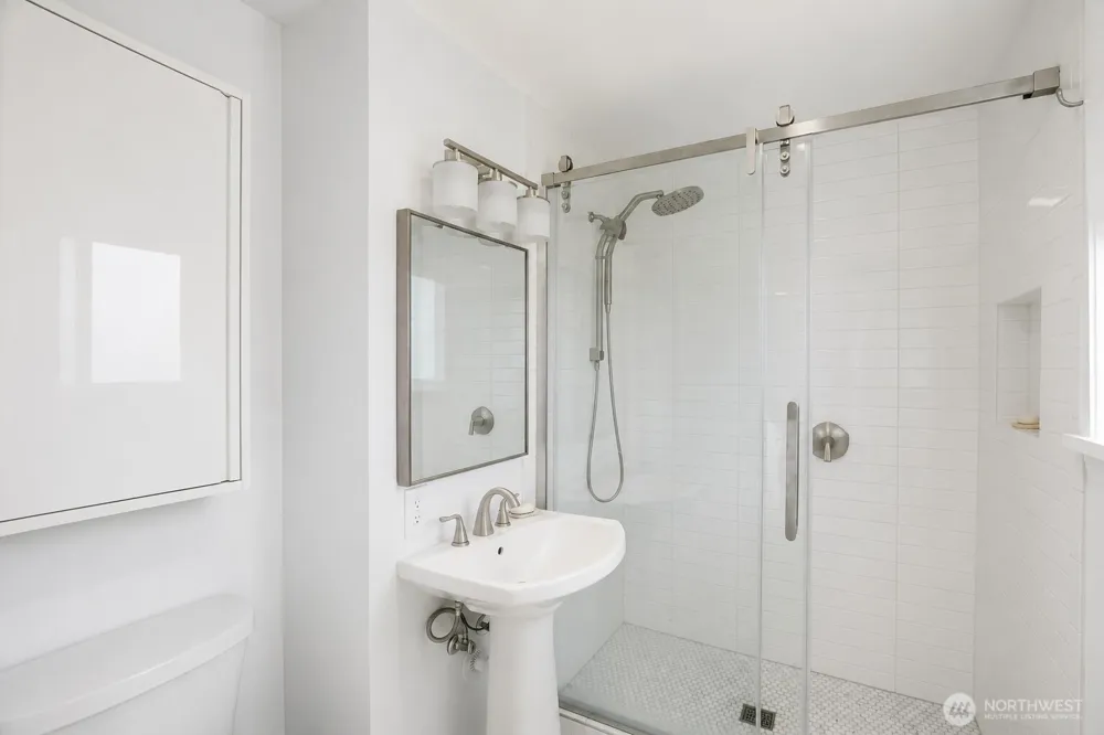 12065 206th Place SE Issaquah, WA 98027