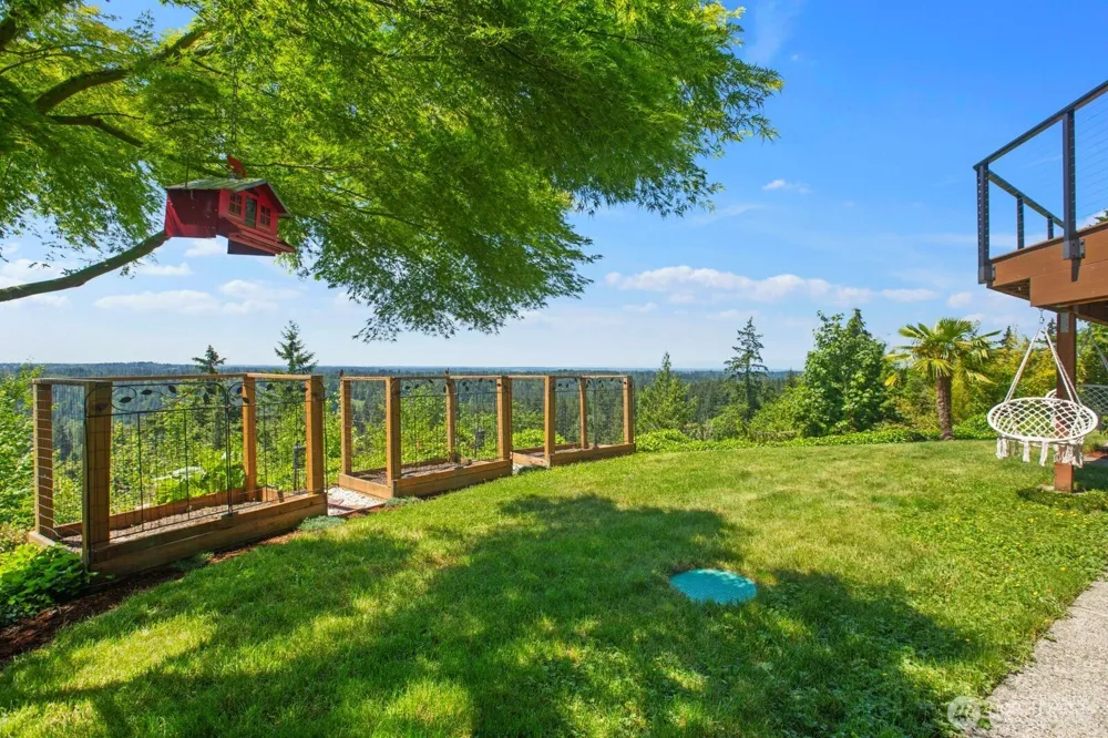 12065 206th Place SE Issaquah, WA 98027