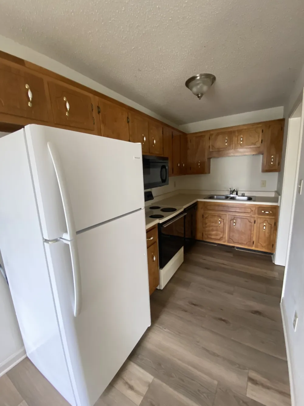 1600 Hannibal Dr Oak Grove, KY 42262