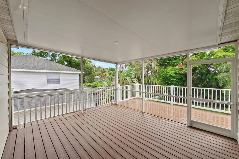 208 S MATANZAS AVENUE Tampa, FL 33609