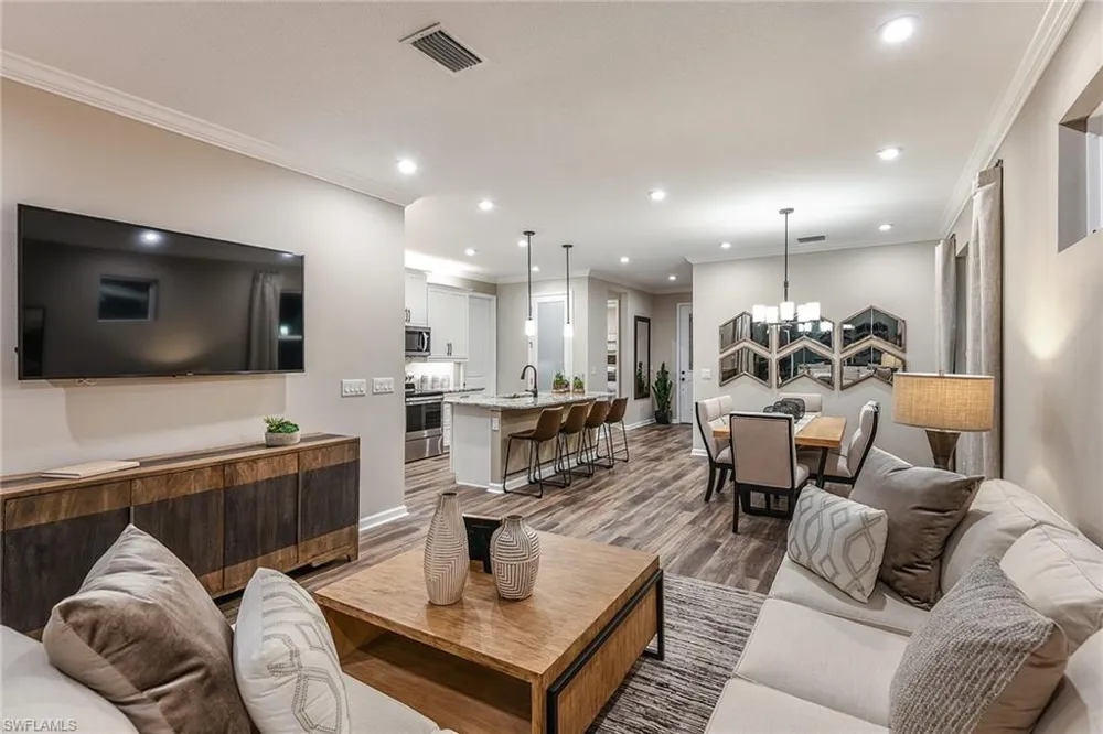 6717 Good Life Street Fort Myers, FL 33966