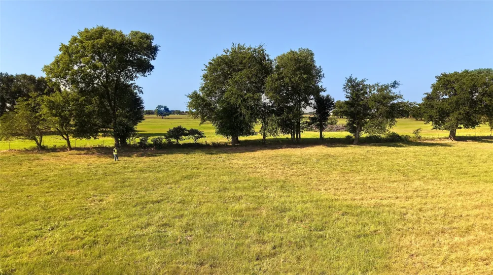 1415 County Road 119 Kaufman, TX 75142