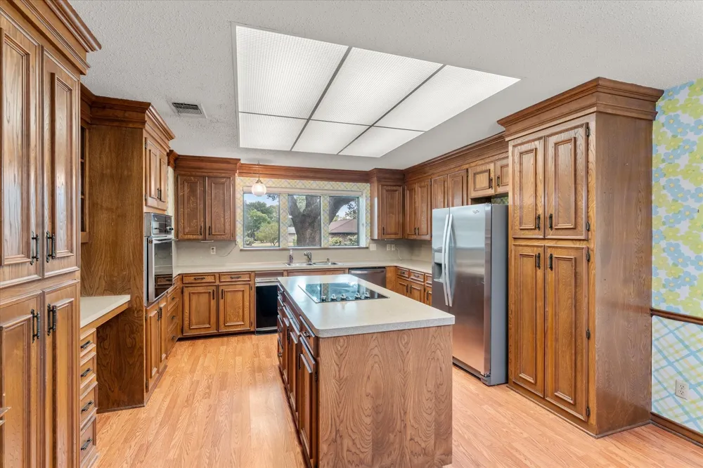 401 Southgate Drive Mt Pleasant, TX 75455