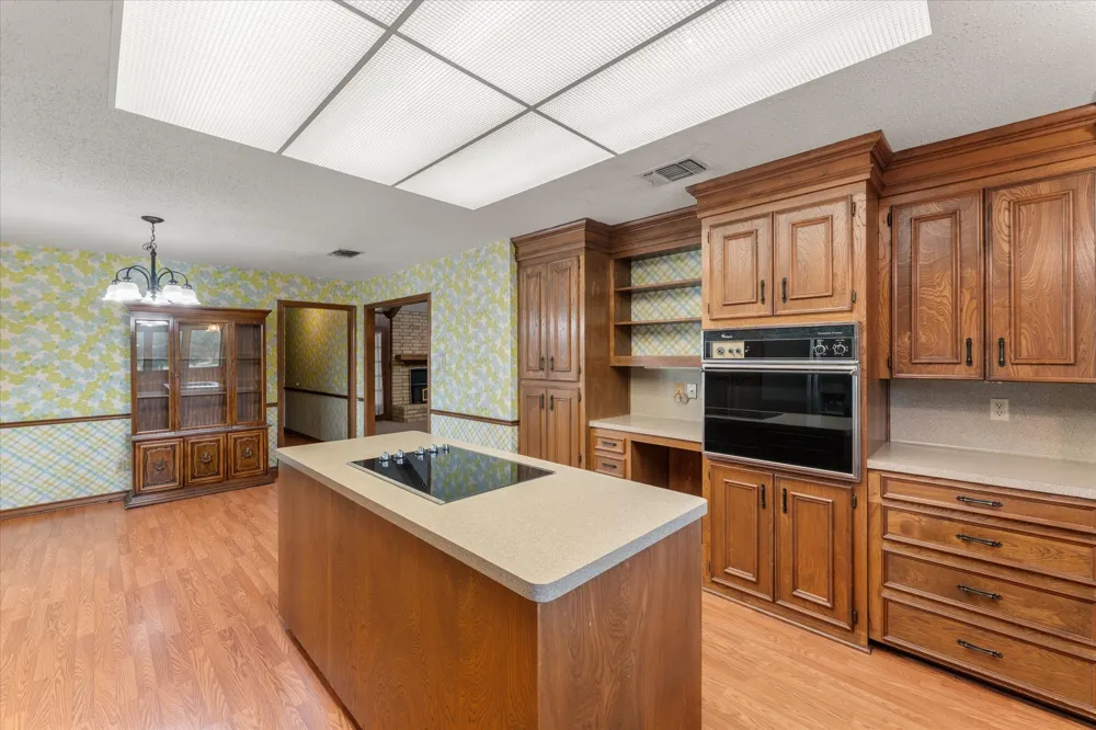 401 Southgate Drive Mt Pleasant, TX 75455