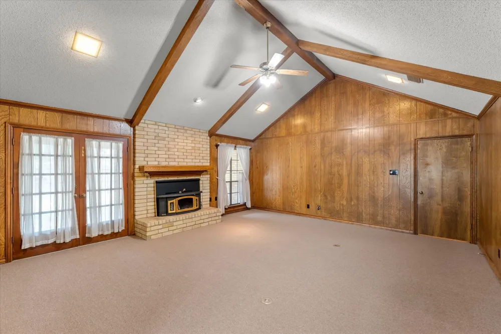 401 Southgate Drive Mt Pleasant, TX 75455
