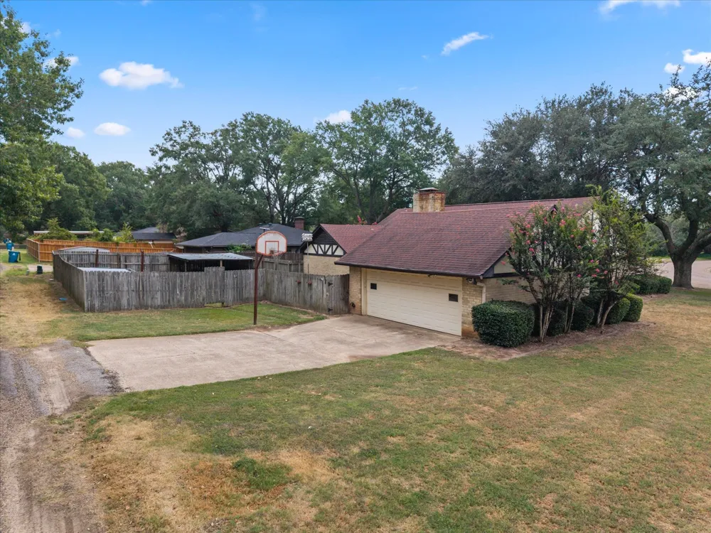 401 Southgate Drive Mt Pleasant, TX 75455