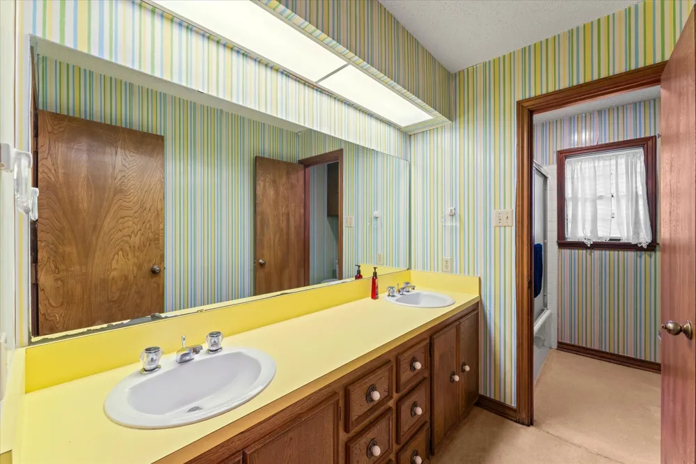 401 Southgate Drive Mt Pleasant, TX 75455
