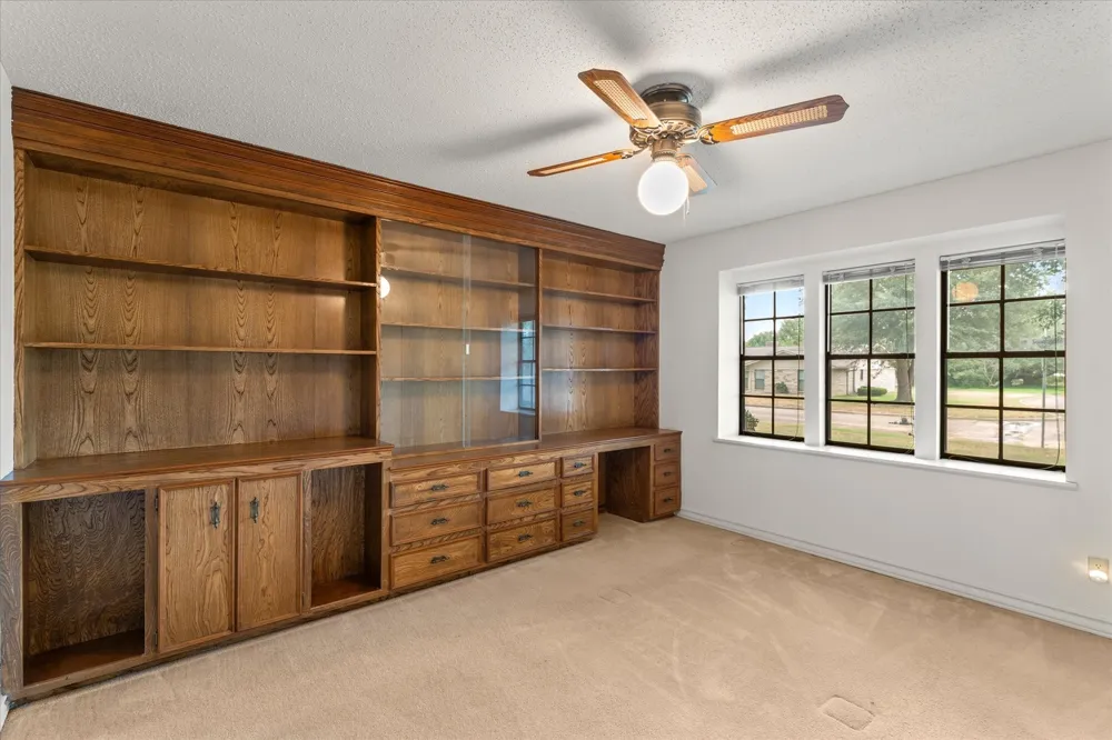 401 Southgate Drive Mt Pleasant, TX 75455