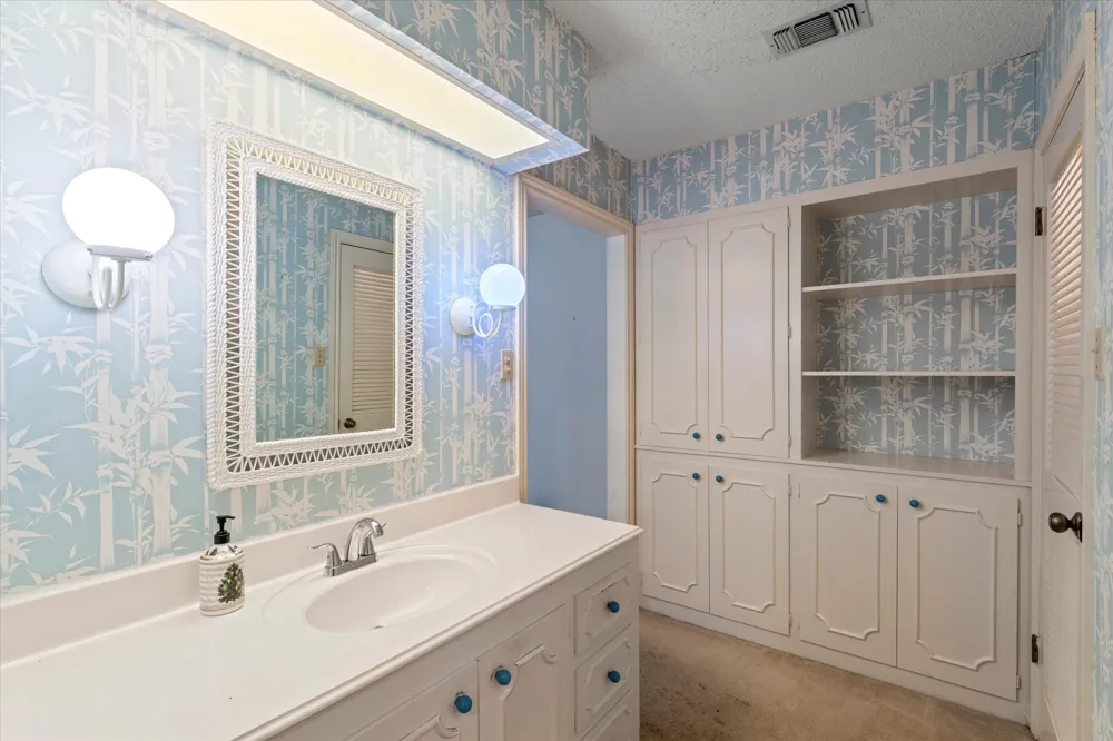 401 Southgate Drive Mt Pleasant, TX 75455