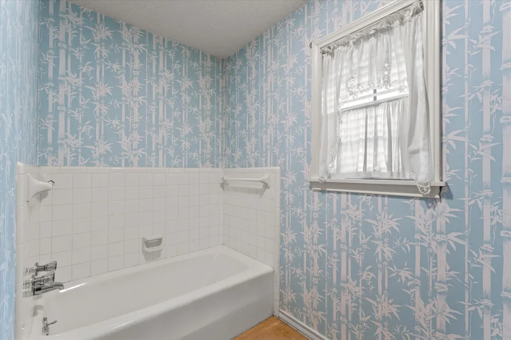 401 Southgate Drive Mt Pleasant, TX 75455