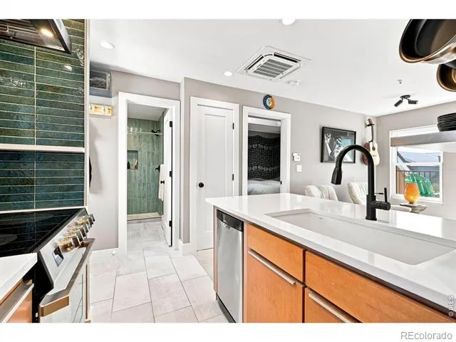 3025 Broadway Street #10 Boulder, CO 80304