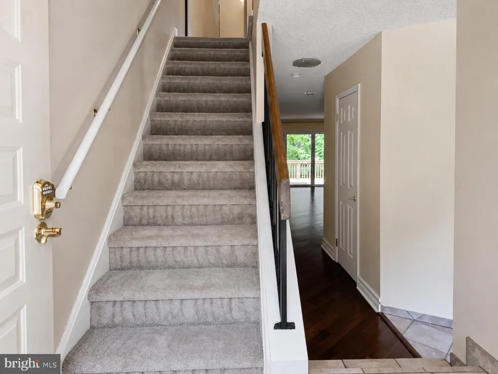 326 BRIGADE COURT Chesterbrook, PA 19087