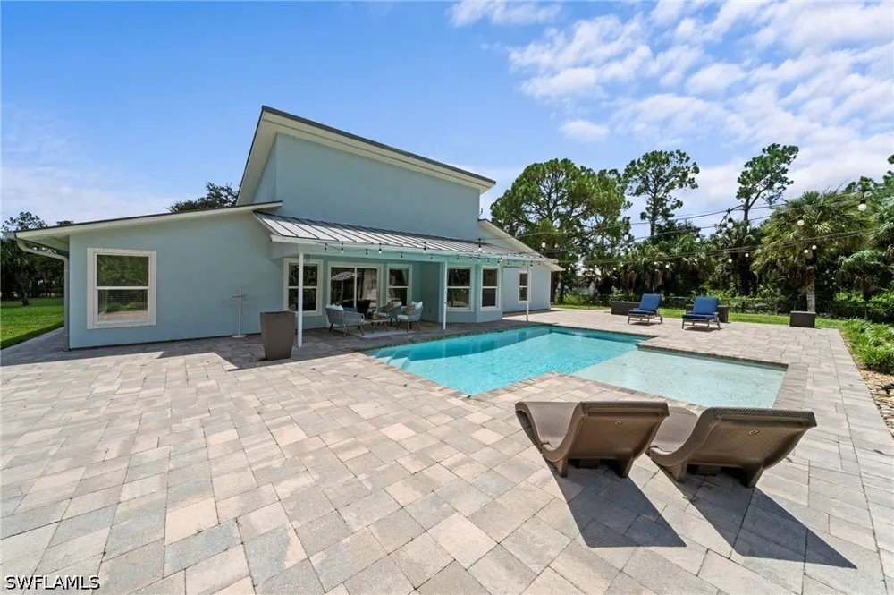 15th Street SW Naples, FL 34117