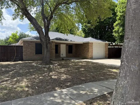 4007 Santa Fabiola Street