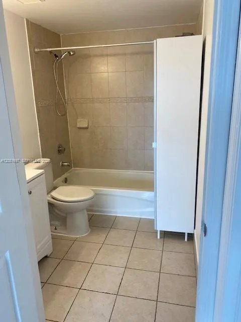 115 SW 42nd Ave #504 Miami, FL 33134