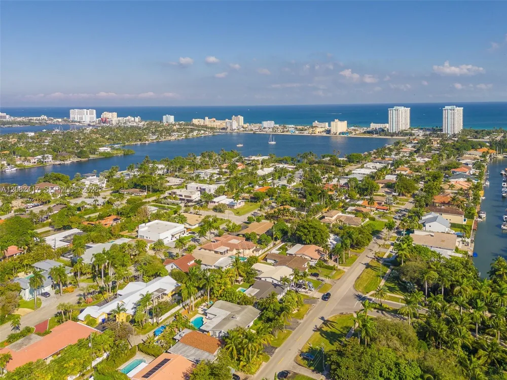 1025 Washington St Hollywood, FL 33019