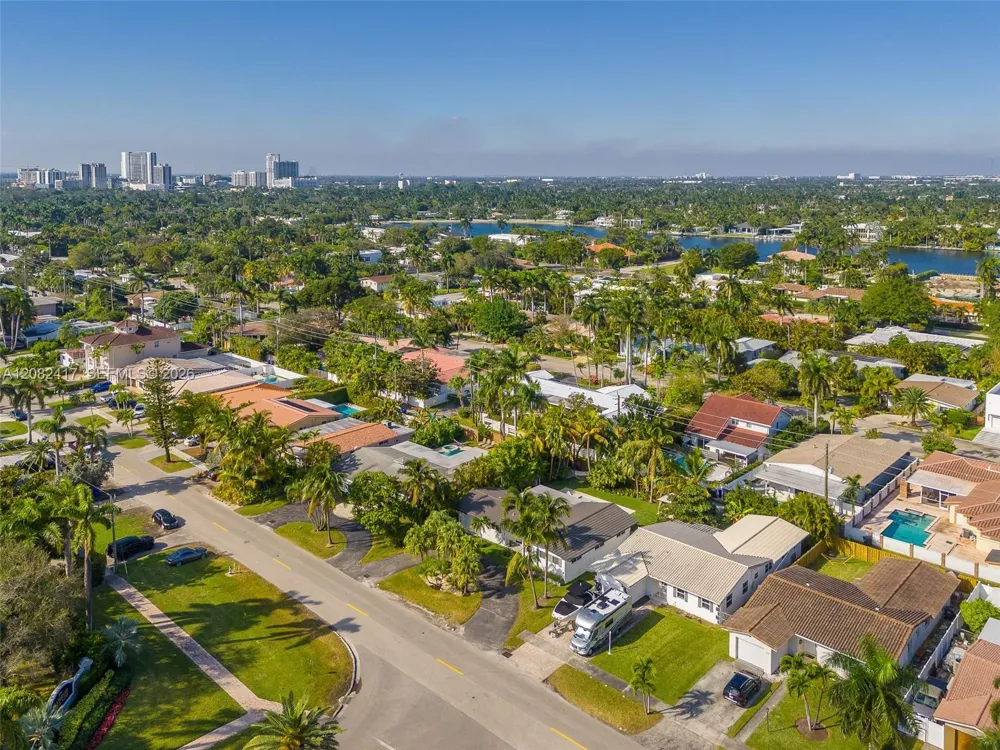 1025 Washington St Hollywood, FL 33019