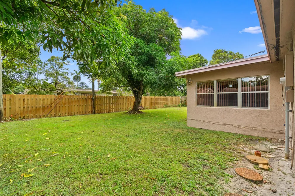 316 NW 44th Avenue Plantation, FL 33317