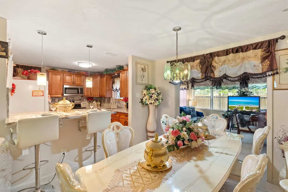 316 NW 44th Avenue Plantation, FL 33317