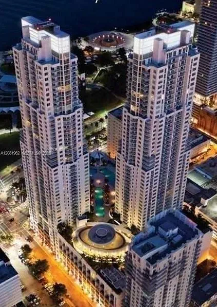 253 NE 2nd St #1402 Miami, FL 33132