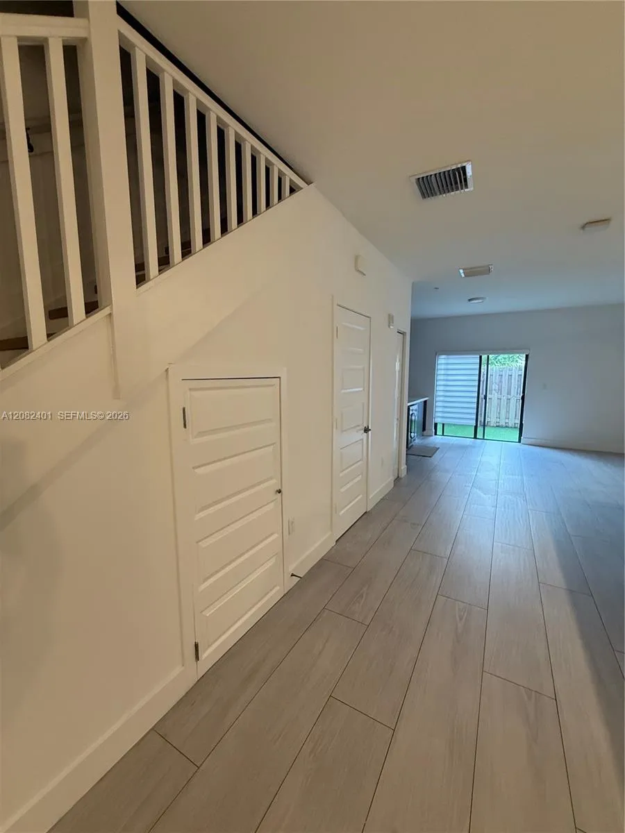 10407 NW 82nd St #4 Doral, FL 33178