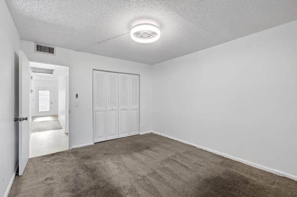 45 DORSET B Boca Raton, FL 33434